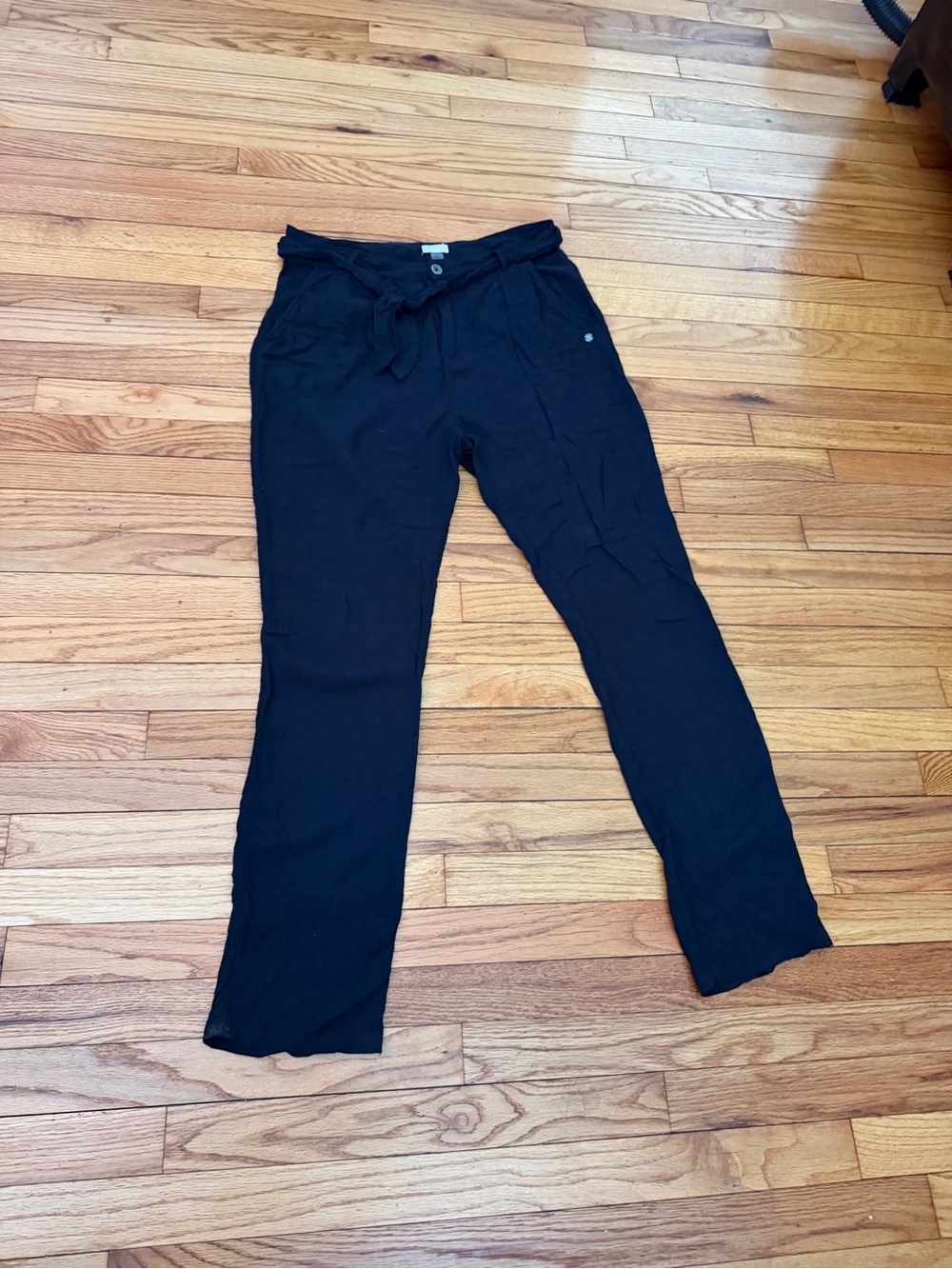 NWOT Roxy Drawstring Belt High Rise Skinny flowy Black Slim tapered Pants 10